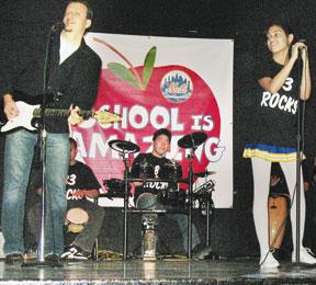P.S. 83’s Rockin’ Bulldogs to open for Roberta Flack