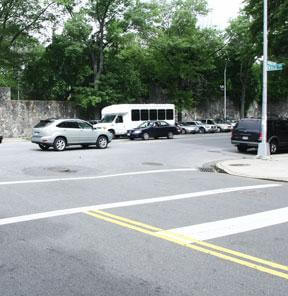 DOT approves Bronx Park E./Mace traffic light