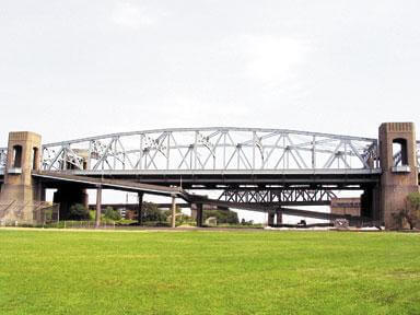 Triborough Bridge renaming to RFK awaits gov’s pen