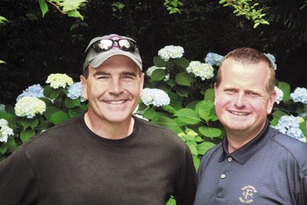 Golfers tee off to fight cancer