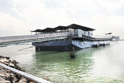 Floating Pool Lady makes port in HP