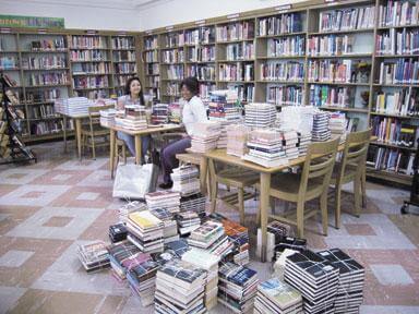 MSU donates books to Philippines; promotes literacy
