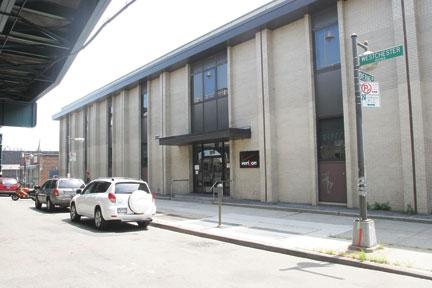Verizon to sell Westchester Square office space