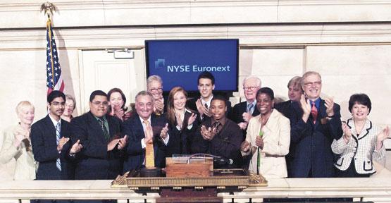 School of Law student rings bell at NY Stock Exchange