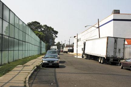 18-wheelers told to move rigs away from LL field