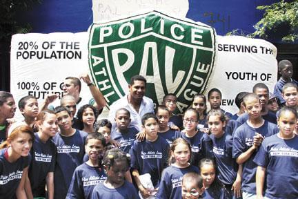 Yankee visits Hunts Point kids