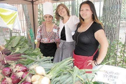 ‘Green’ Youthmarket comes to Southern Blvd.