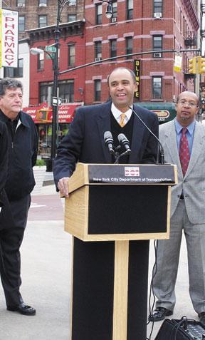 Bronx Hub expands pedestrian plaza