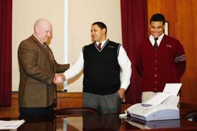Hayesmen, Diaz and Ladson, sign LOIs
