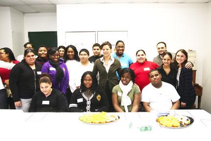 First Lady Paterson visits MMCC’s B’NFit program