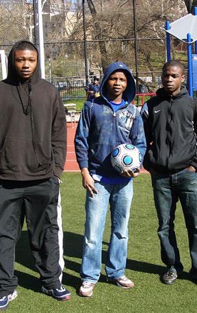 Fans and opponents attend opening of Yankee Stadium