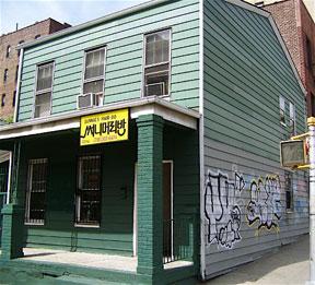 Bedford Park hair salon vandalized; owner scared