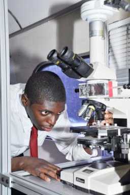 BioBus visits Frederick Douglass II