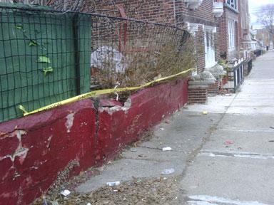 City replaces crumbling wall