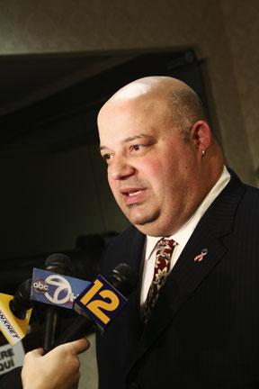 Diaz appoints former challenger to CB 10