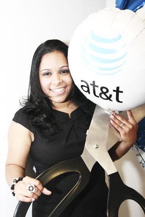 AT&T opens 2 stores