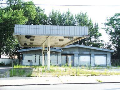 Hess still intends to develop gas station