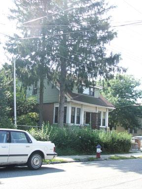 Attorney to help ousted homeowner