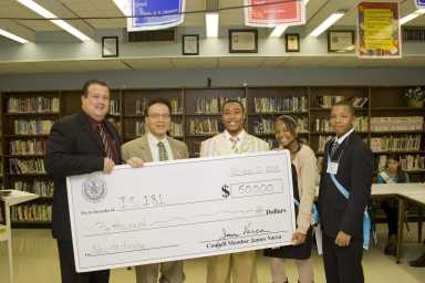 P.S. 181 gets tech grant