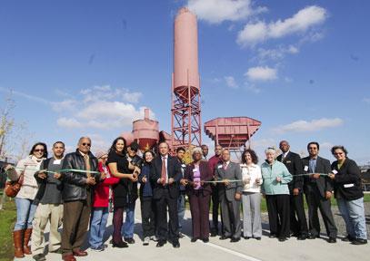 Parks cuts ribbon on Concrete Plant Park