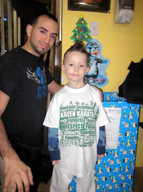 Throggs Neck four-year-old starts winter clothing drive