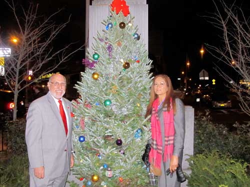 Pelham Bay Merchants Association lights Christmas tree
