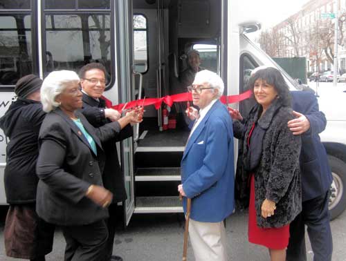 Councilman Vacca dedicates new van to Bronx Jewish Community Council