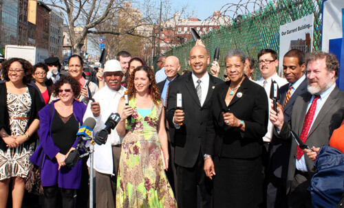 Borough President Diaz announces major new development for Free Legal Services NYC