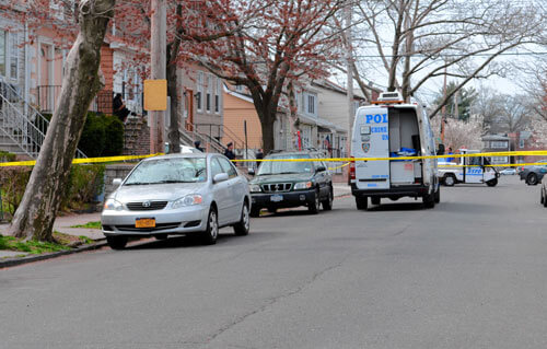 LaSalle woman knifes 45th cop