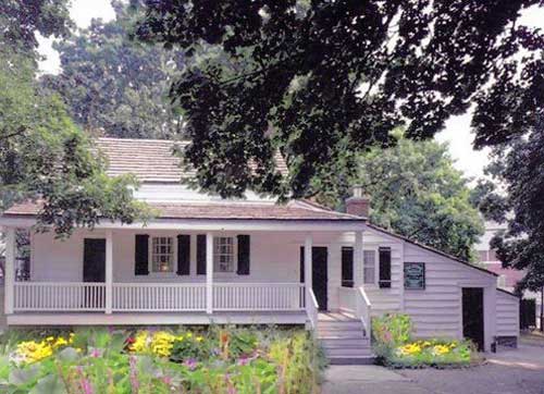 Edgar Allen Poe cottage wins preservation award