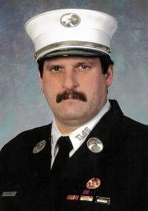 Firefighter who donated months to 9/11 recovery efforts dies