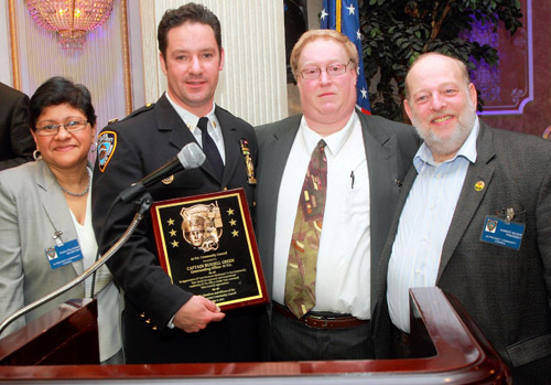 45th Precinct honors cops and community members|45th Precinct honors cops and community members