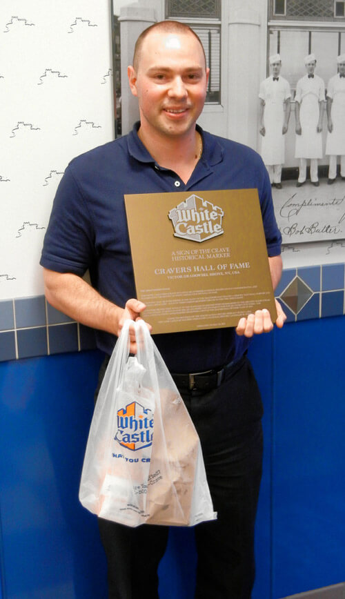 Morris Park man sets White Castle ‘Belly Bombs’ Record