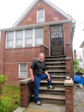 Throggs Neck man may get help avoiding foreclosure