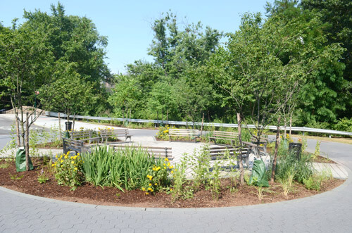 NYC parks cut ribbon on new entrance to Shoelace Park|NYC parks cut ribbon on new entrance to Shoelace Park