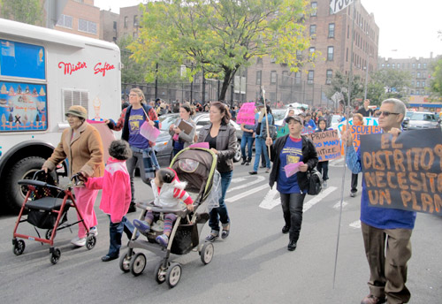 District 9 parents on the march for their kids|District 9 parents on the march for their kids