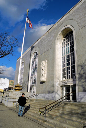 Bronx officials rally to save General Post Office
