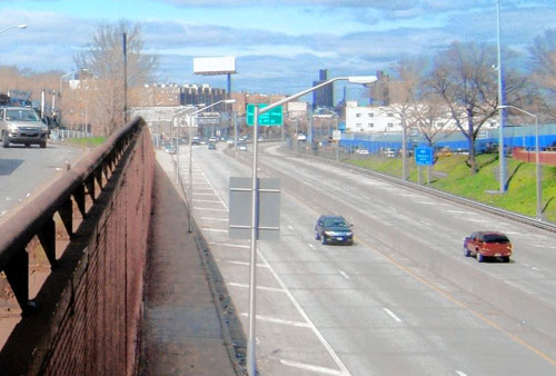 City backs split plan for Sheridan Expressway