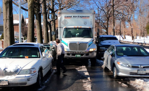 Squeeze play on Pelham Parkway service road reignite safety concerns