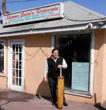 Owner claims shuttered Mamma Lucia restaurant victim of city harassment