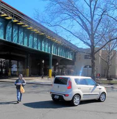 New traffic light headed for Parkchester’s Hugh Grant Circle
