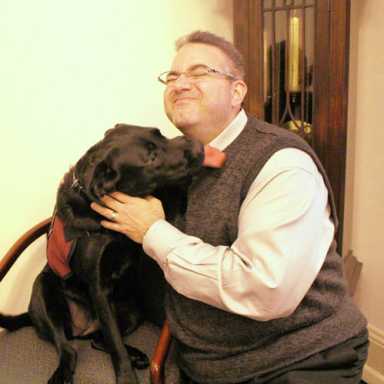 Mourners get a comforting smile and wagging tail at this funeral home