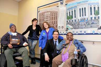 Murals brighten patients’ lives at Allerton healthcare facility|Murals brighten patients’ lives at Allerton healthcare facility