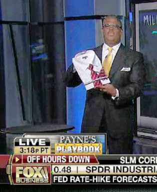 TV star buys shirts for job-seekers