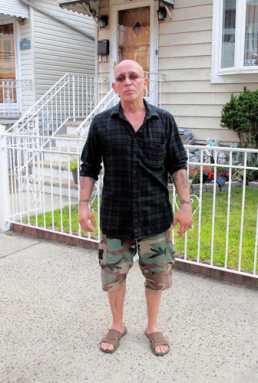 Gotcha! Morris Park patrol grabs daylight crook