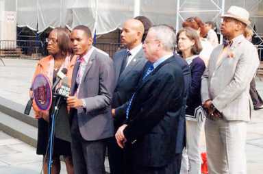 City Hall Lawmakers push for online gun crime registry