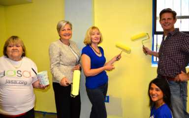 Groups join forces to renovate Bronx senior center