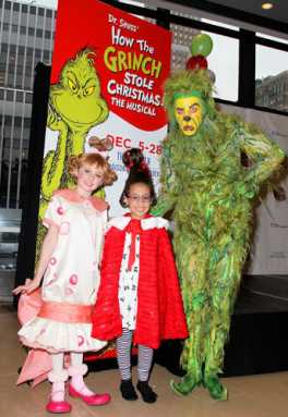 Bronxite wins Who Lookalike Contest