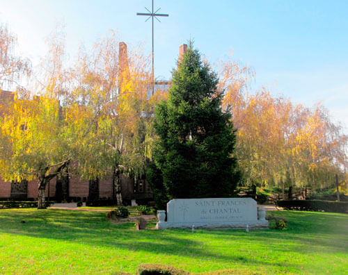 Throggs Neck pastor does not answer allegations by his flock at St. Frances|Throggs Neck pastor does not answer allegations by his flock at St. Frances