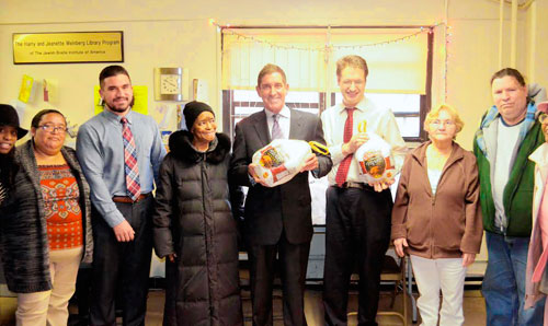 Senator Jeff Klein donates 100 turkeys to organizations and residents around his district